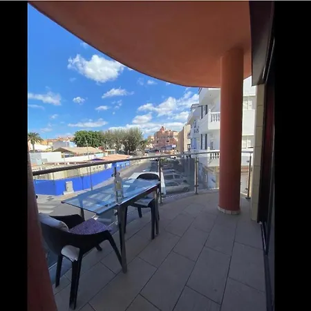 Apartment Balcon Y Sol En